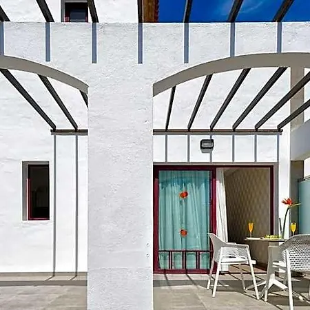 Broncemar Hotel