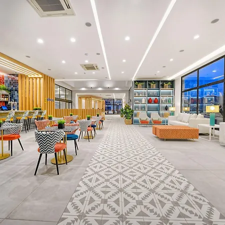 朗塞玛海滩住宿 4*